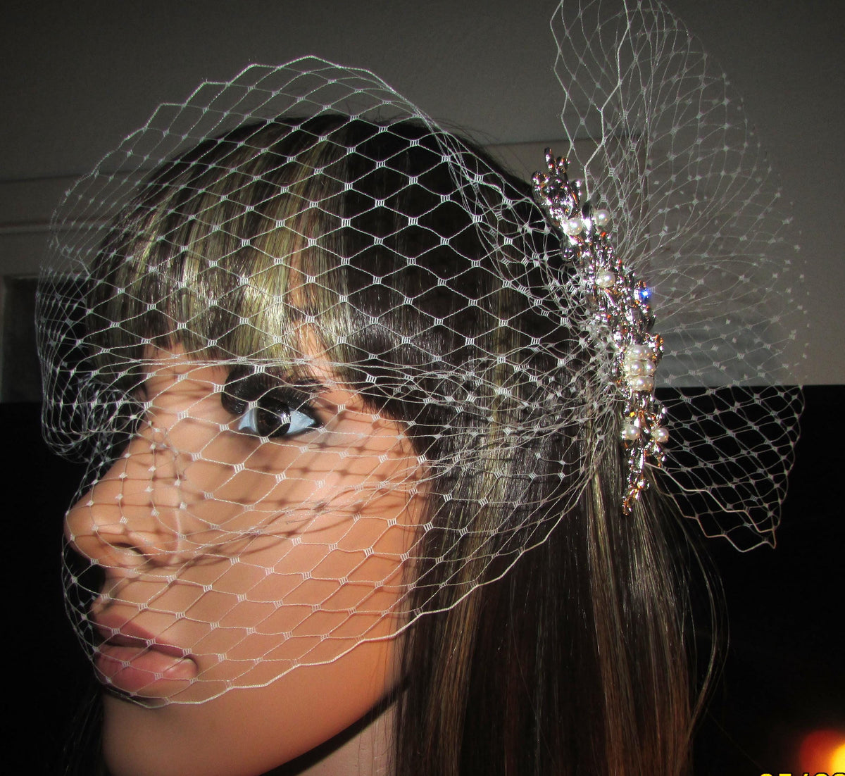 Birdcage veil and Diamante comb set. Ivory Wedding veil. 2 piece set. Bandeau style 8"