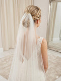 Ivory Wedding veil. Fingertip 1 tier veil 42 inch. Cut edged. Pale Ivory option.