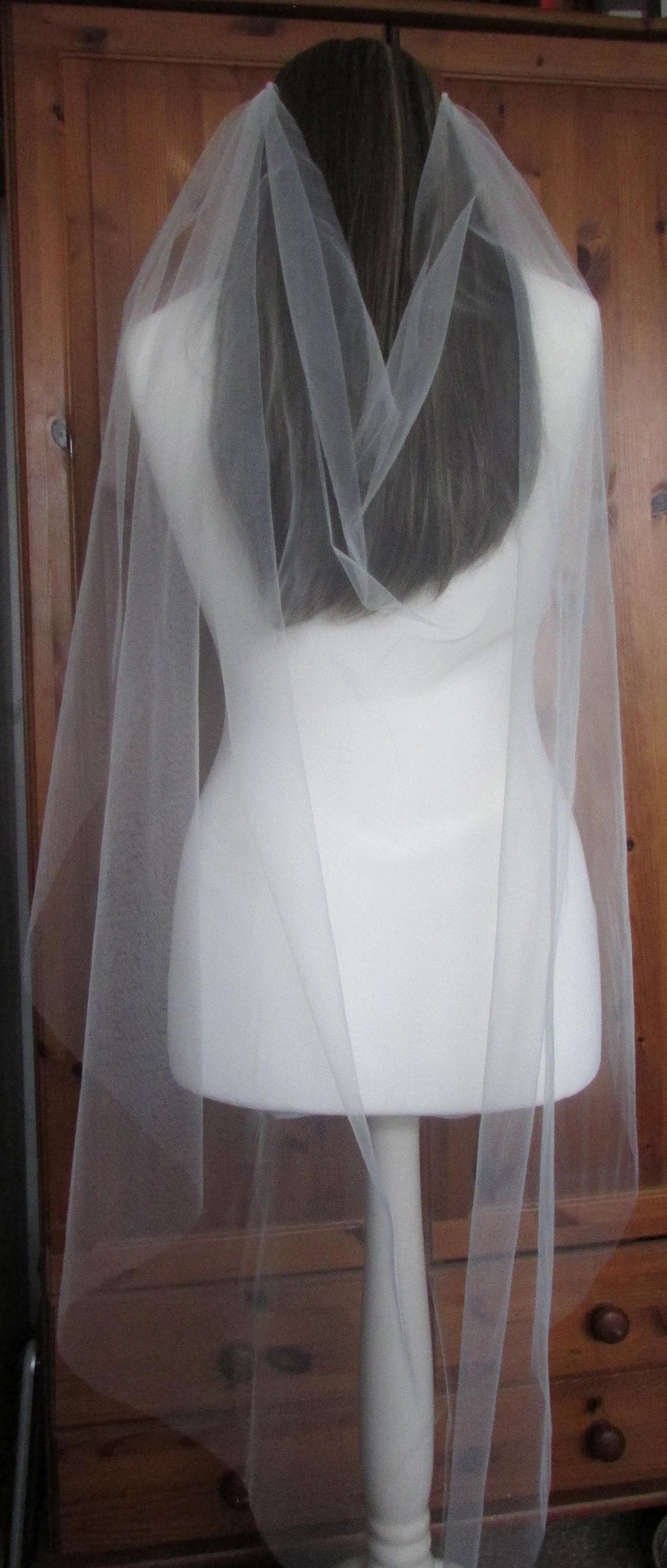 Ivory Wedding veil. Draped style. Fingertip 1 tier veil 42 inch. Cut edged. Ivory or pale Ivory option.