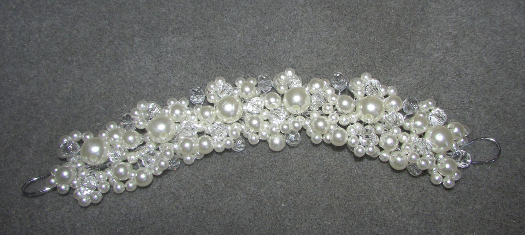 Bridal wedding hair vine. Ivory pearls clear crystals. Hair accessories. Handmade