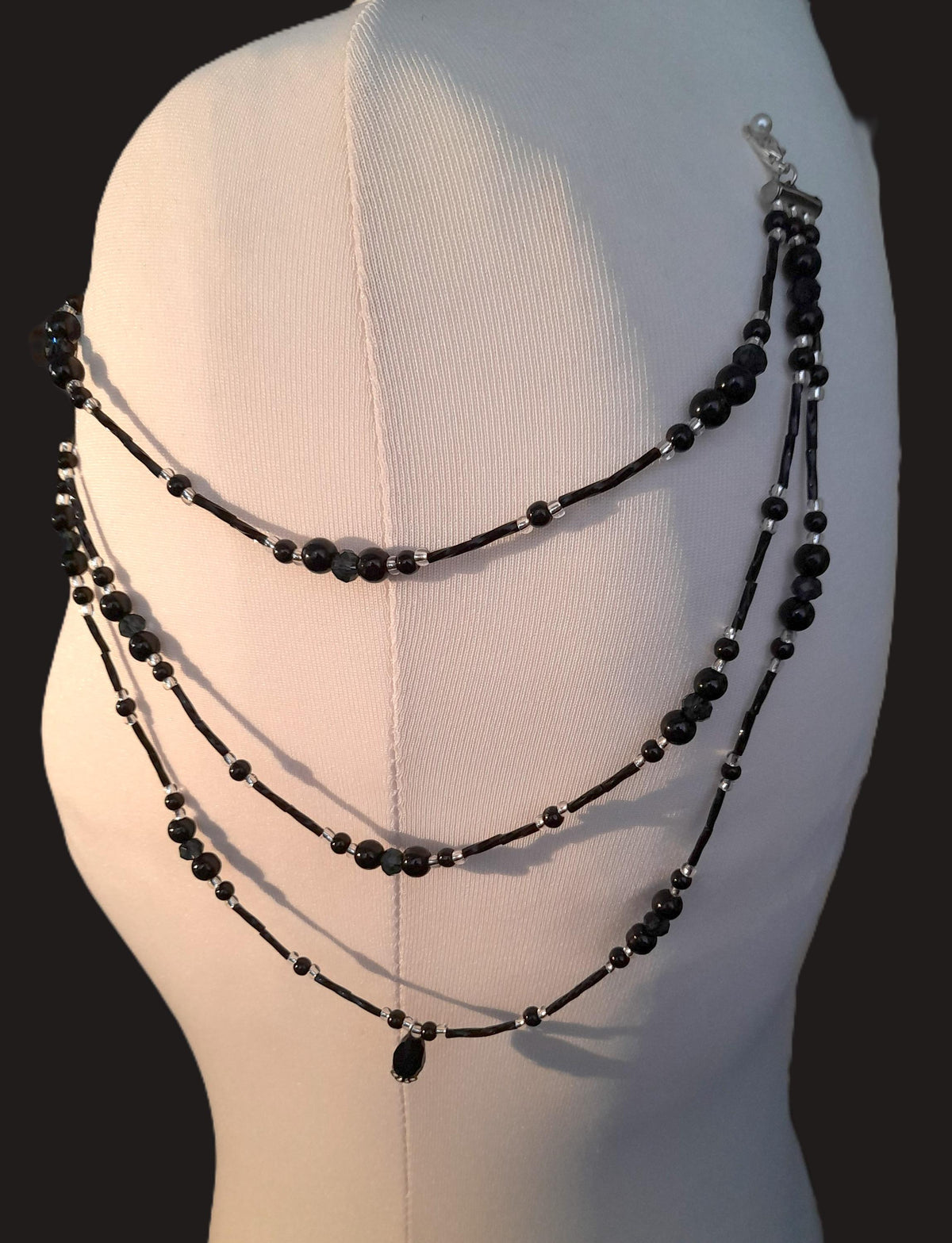 Crystal Pearl Shoulder Chain Epaulettes: Black Twists, Teardrop Crystals