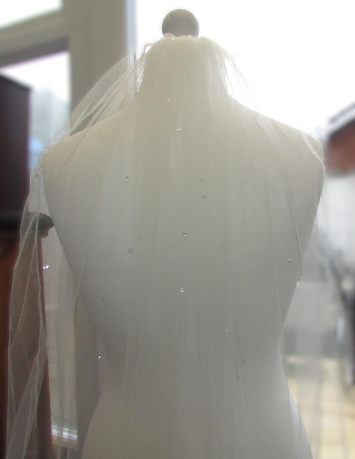 Ivory Wedding veil Diamante Rhinstones. Double scattered. Fingertip 1 tier veil 42 inch. Pencil edged. Pale Ivory, Off white options