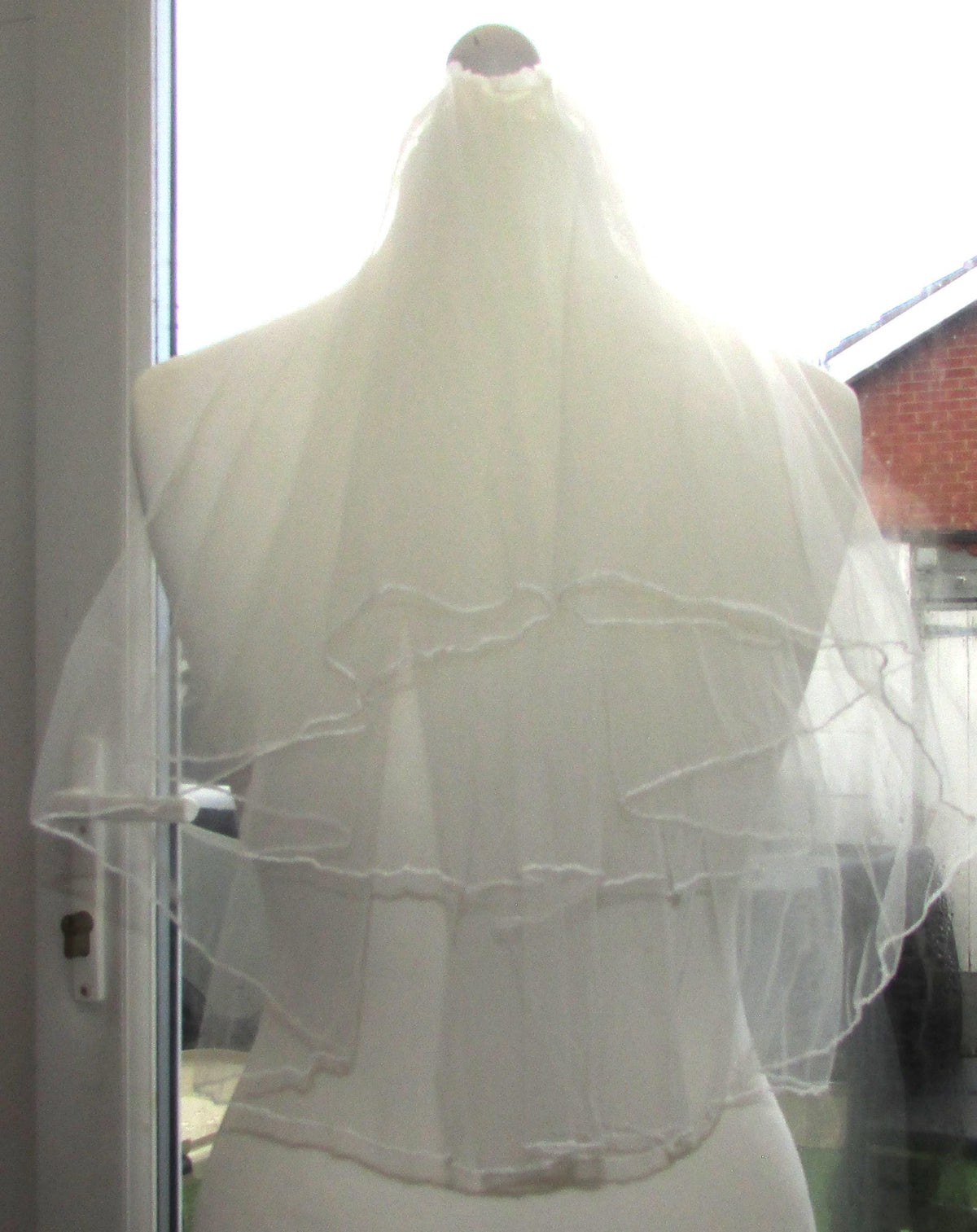 Ivory Wedding veil. Short 2 tier 18 / 20 inch. Pencil edged. Hen do bridal veil Up do style. Pale Ivory option.