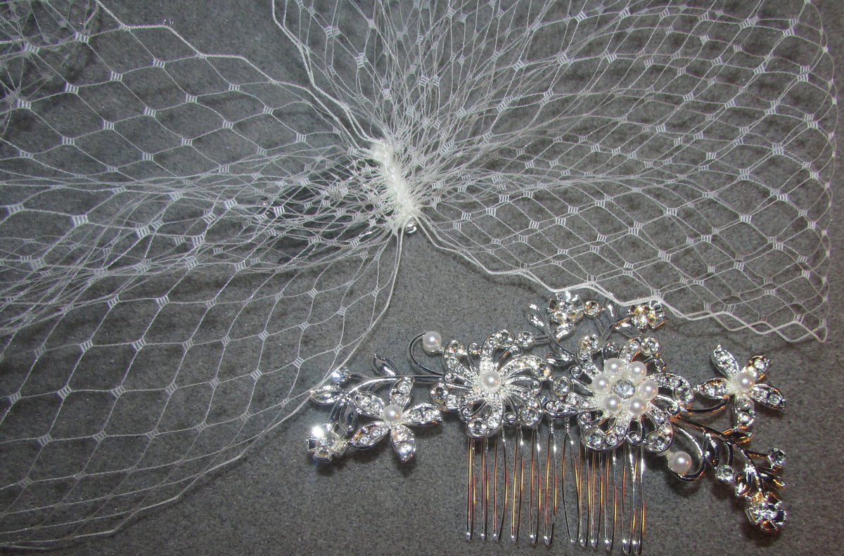 Birdcage veil and Diamante comb set. Ivory Wedding veil. 2 piece set. Bandeau style 8"