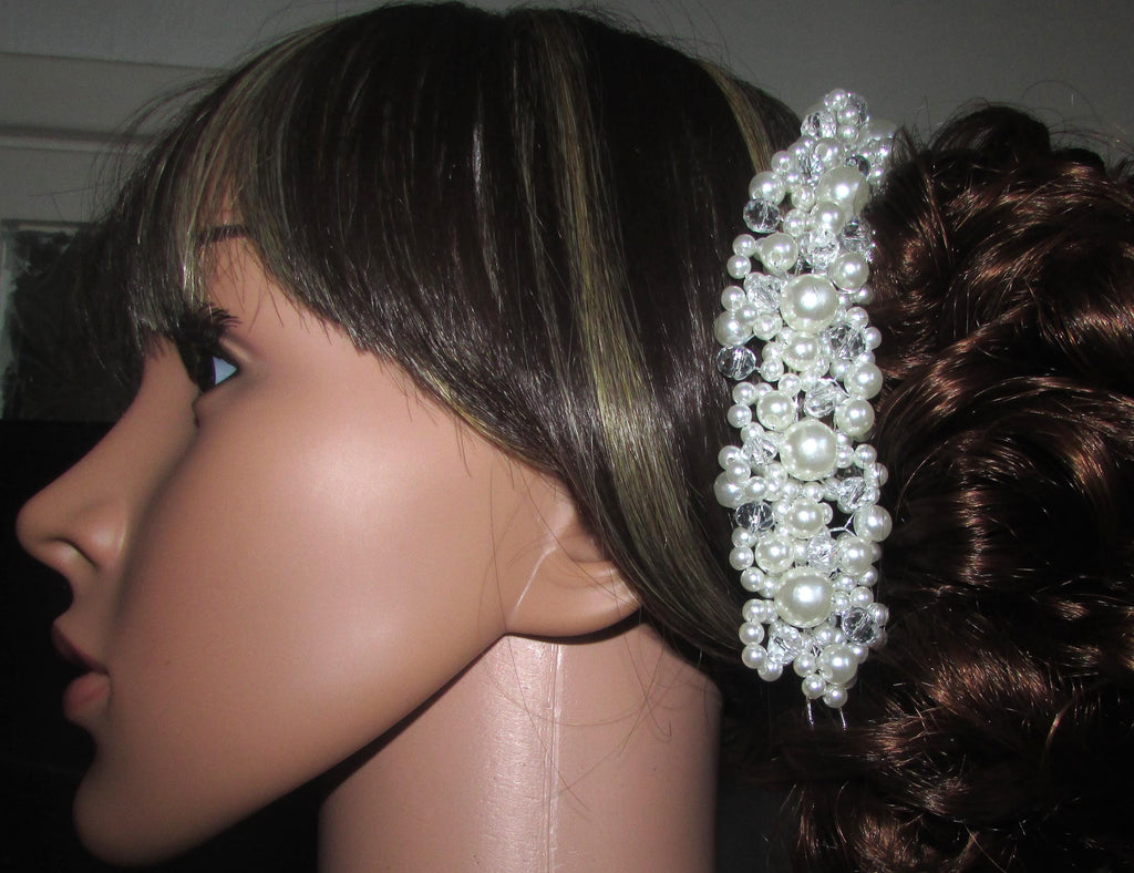 Bridal wedding hair vine. Ivory pearls clear crystals. Hair accessories. Handmade