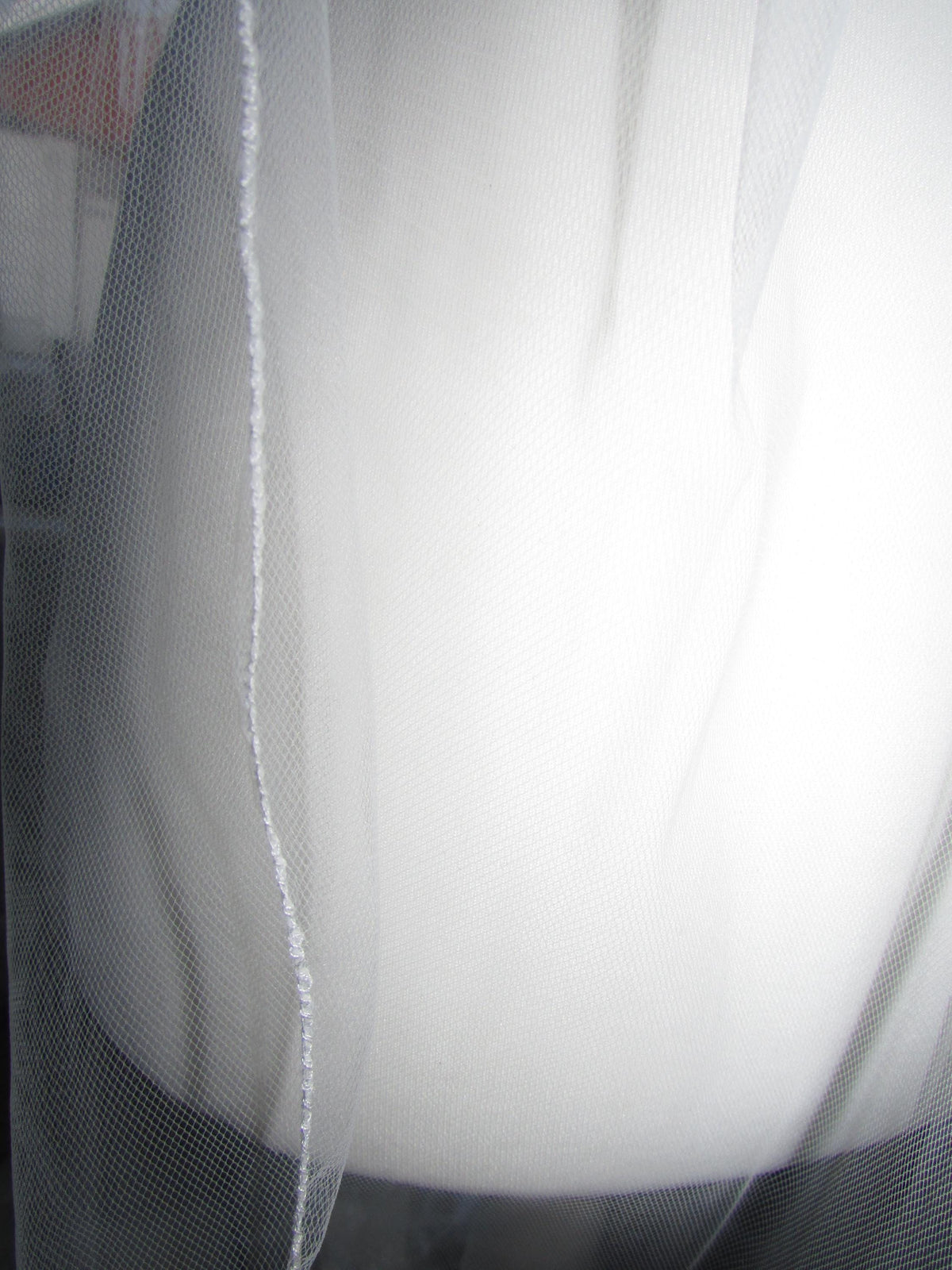 Ivory Wedding veil. Fingertip 1 tier veil 42 inch. Plain Pencil edged. Ivory or Pale Ivory option.