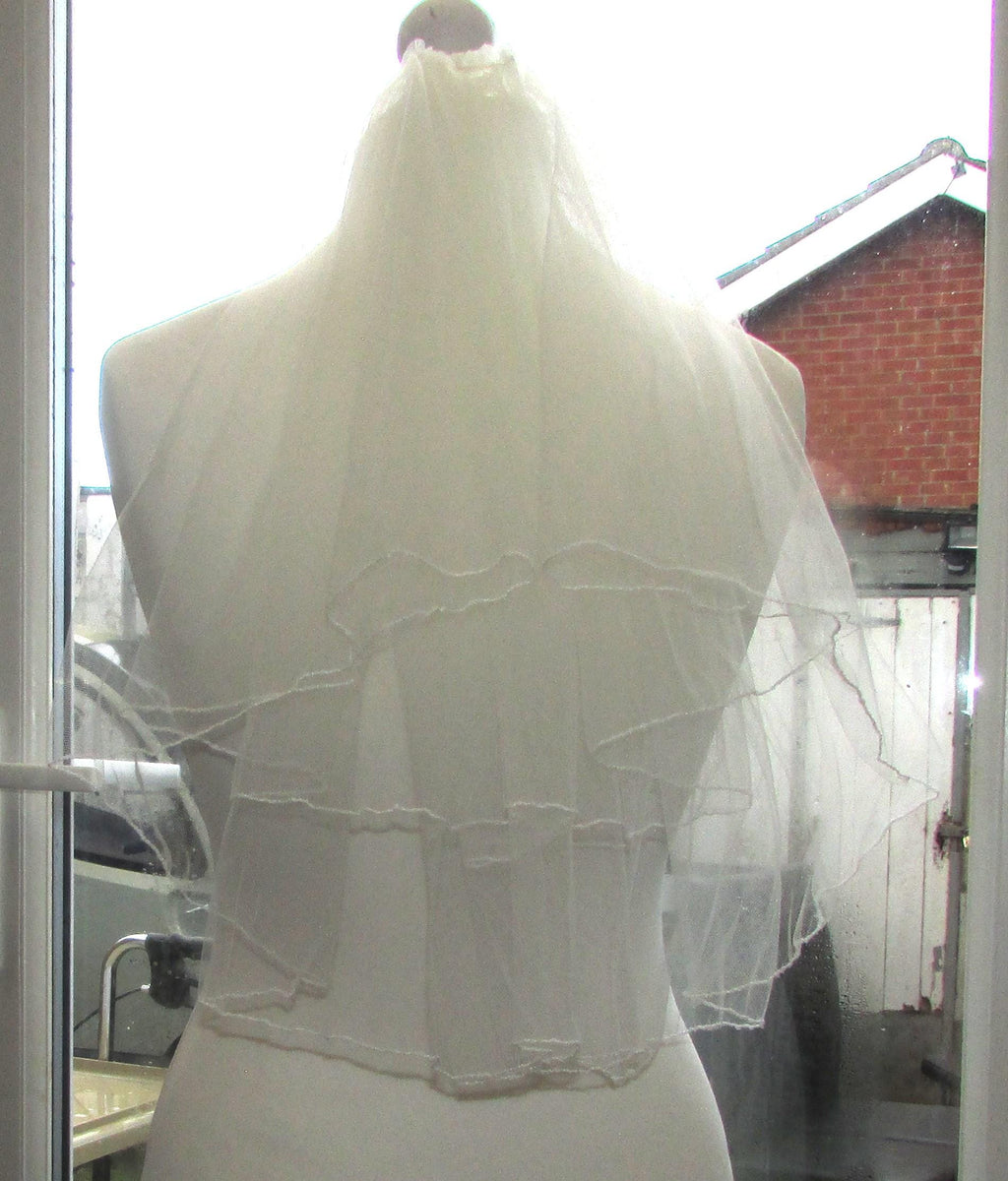 Ivory Wedding veil. Short 2 tier 18 / 20 inch. Pencil edged. Hen do bridal veil Up do style. Pale Ivory option.